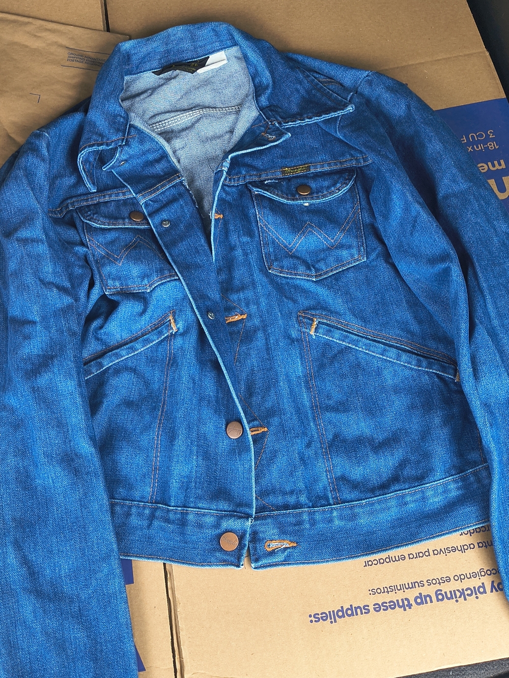 Wrangler Men's Classic Blue Denim Shirt Jacket